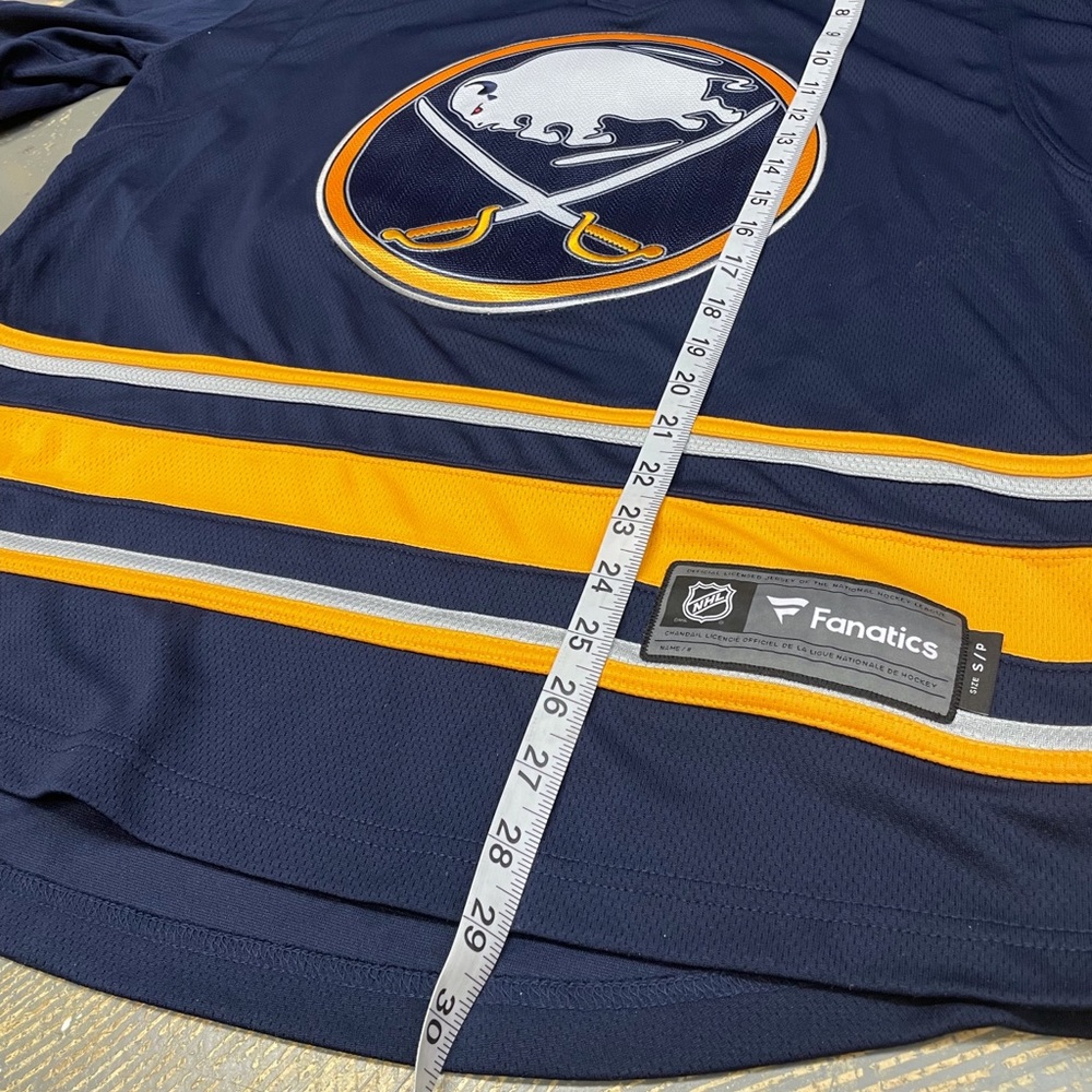 Buffalo Sabres 15 Jack Eichel Fanatics NHL Jersey Navy Blue Small Hockey - Picture 9 of 12
